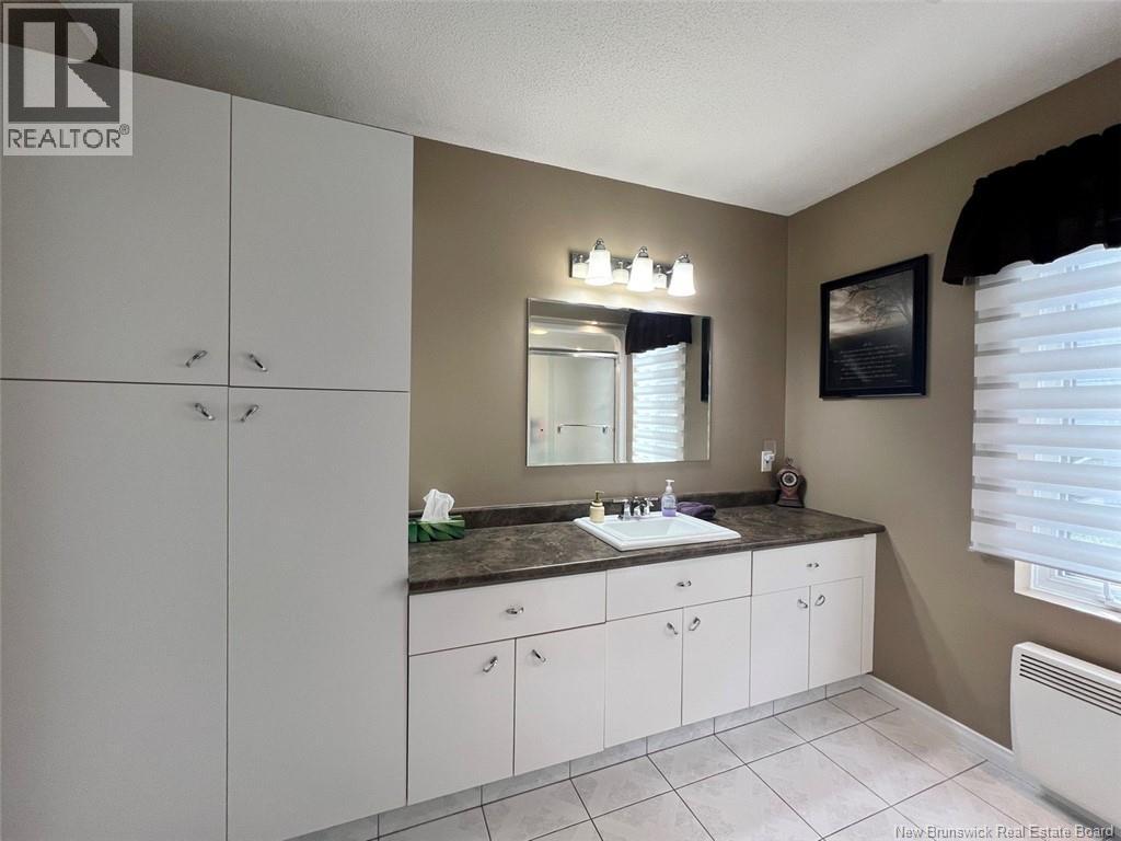 30 Des Gouverneurs Street, Edmundston, New Brunswick  E3V 4H5 - Photo 17 - NB125620