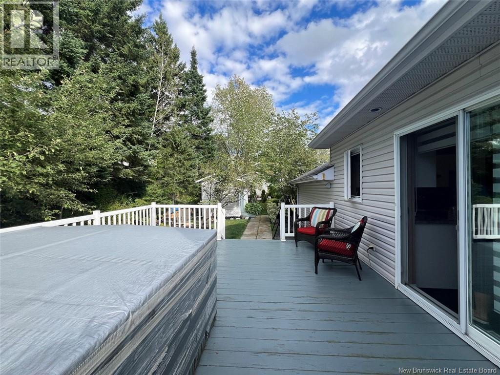30 Des Gouverneurs Street, Edmundston, New Brunswick  E3V 4H5 - Photo 19 - NB125620