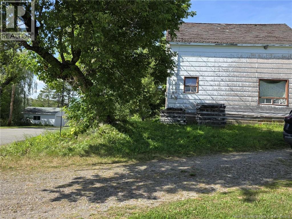 432 Tobique Street, Plaster Rock, New Brunswick  E7G 3Z7 - Photo 3 - NB125740
