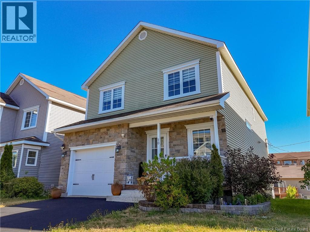 70 Ridgeline Crescent, Fredericton, New Brunswick  E3C 0E9 - Photo 2 - NB125752