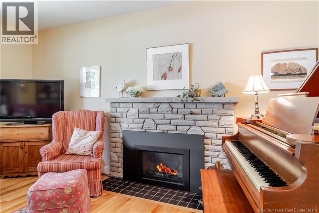 406 Lisgar Street, Fredericton, New Brunswick  E3B 3B2 - Photo 16 - NB125194