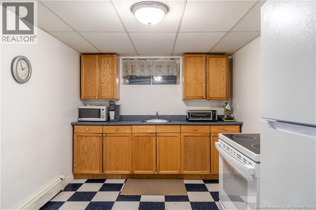 406 Lisgar Street, Fredericton, New Brunswick  E3B 3B2 - Photo 38 - NB125194