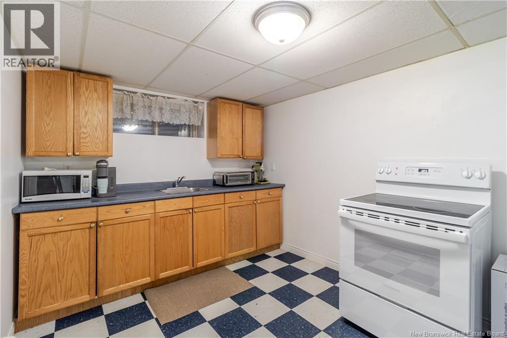 406 Lisgar Street, Fredericton, New Brunswick  E3B 3B2 - Photo 40 - NB125194