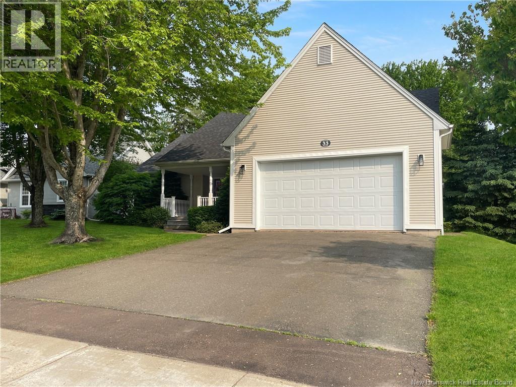 33 Augusta Terrace, Moncton, New Brunswick  E1G 2E1 - Photo 3 - NB125516