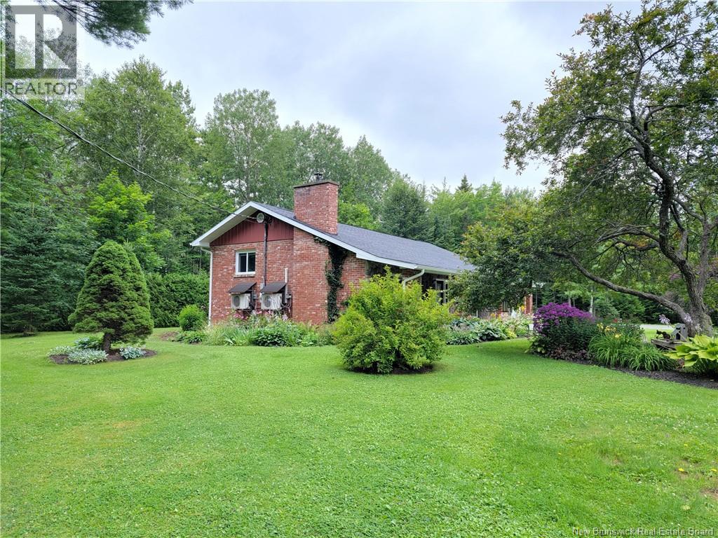 1935 Palmer, Bathurst, New Brunswick  E2A 4X7 - Photo 50 - NB125816