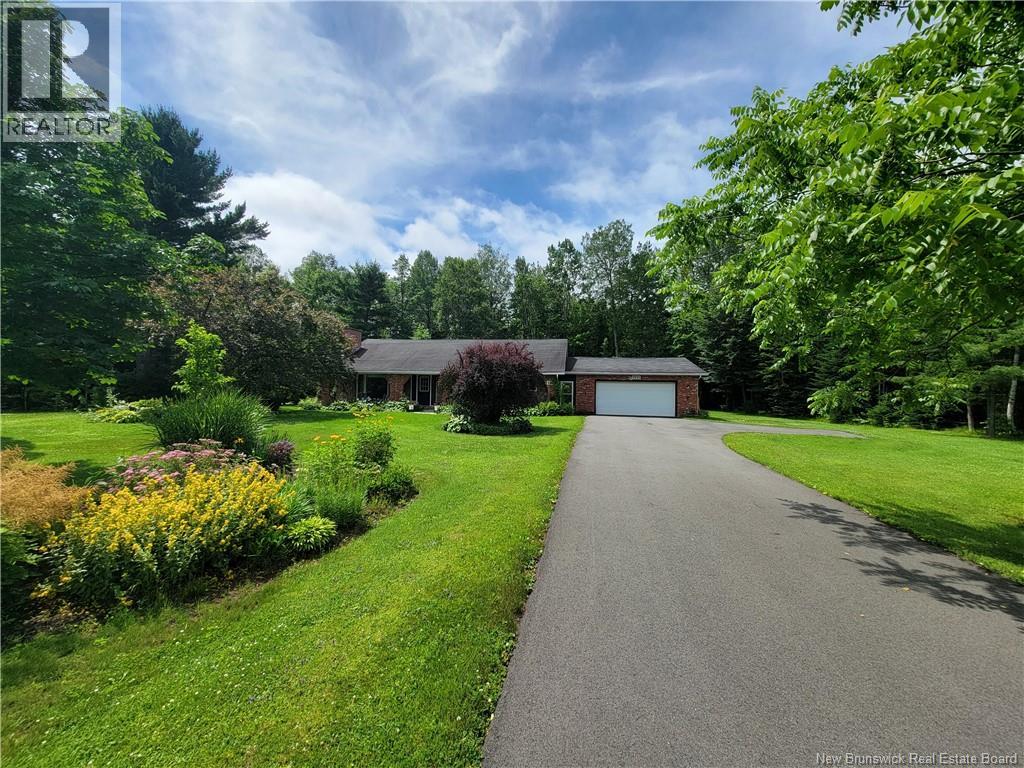 1935 Palmer, Bathurst, New Brunswick  E2A 4X7 - Photo 6 - NB125816