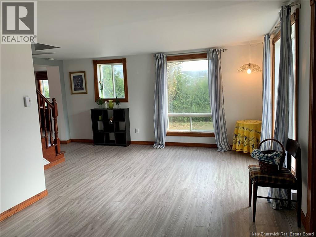 453 Chaleur, Charlo, New Brunswick  E8E 2B9 - Photo 9 - NB125713