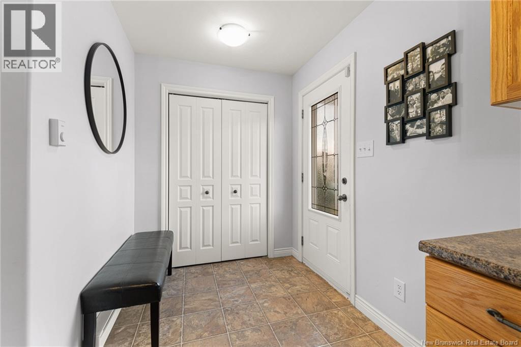 137 Damien, Dieppe, New Brunswick E1A 0G2 - Photo 2 - NB125693