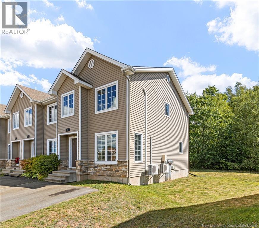 24 Lionel, Dieppe, New Brunswick  E1A 8Z1 - Photo 2 - NB125764