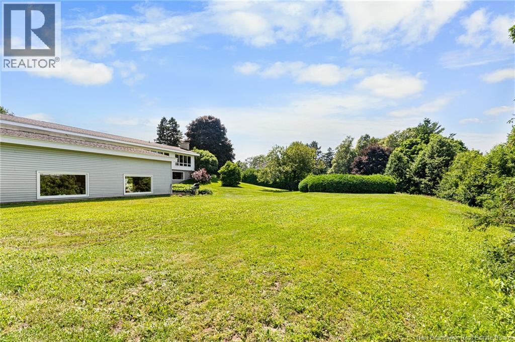 8 Fairway Boulevard, Riverview, New Brunswick  E1B 1S8 - Photo 2 - NB125931