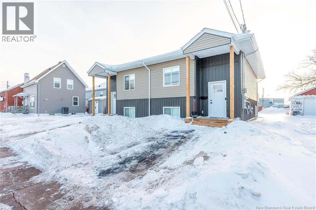 12-14 Cedar Street, Moncton, New Brunswick  E1C 7L2 - Photo 3 - NB125930