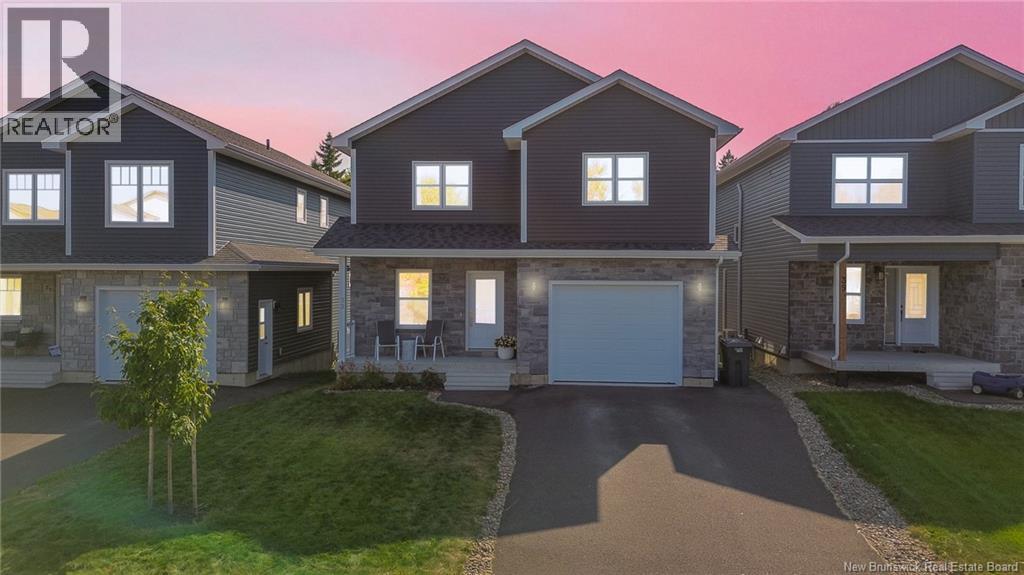 33 Weavers Way, Fredericton, New Brunswick