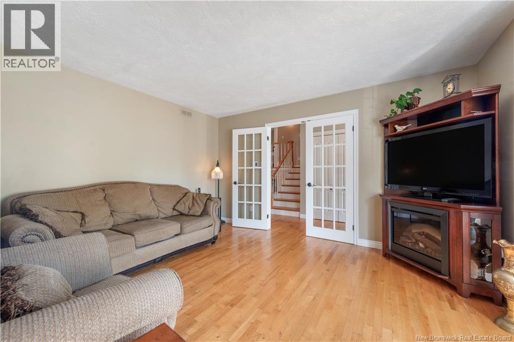 153 Elmhurst, Moncton, New Brunswick  E1C 9V4 - Photo 5 - NB125823