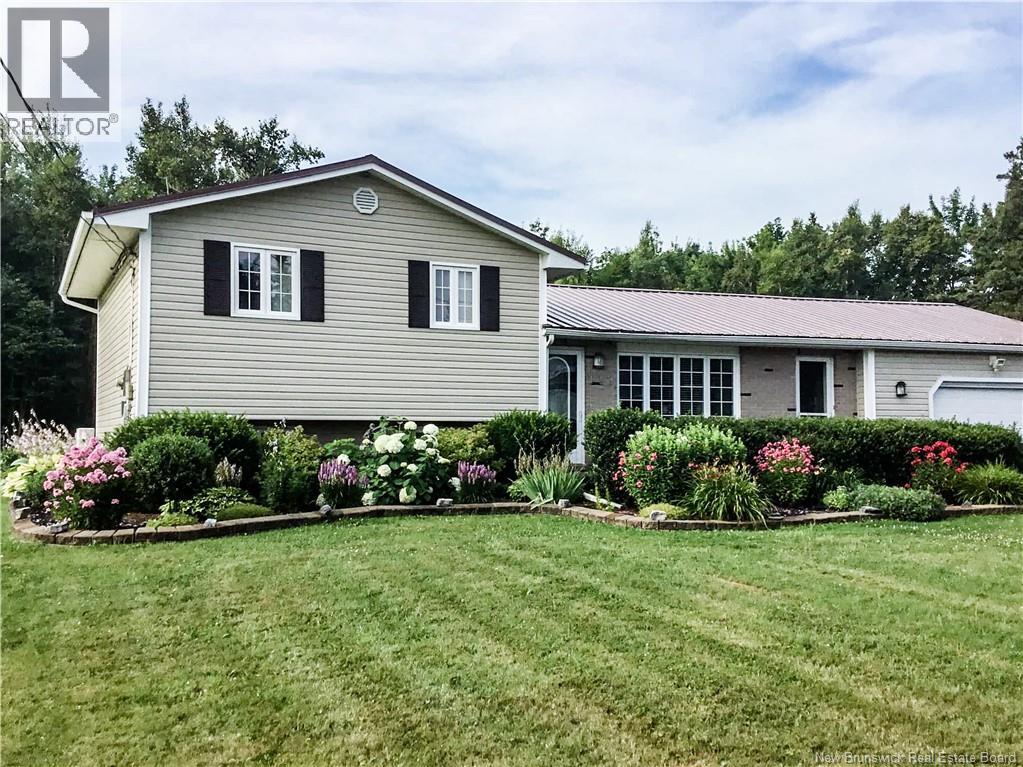 117 De L'eglise Avenue, Saint-Antoine, New Brunswick  E4V 1M2 - Photo 7 - NB125857
