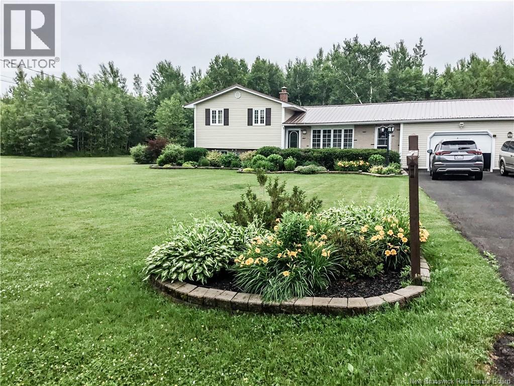 117 De L'eglise Avenue, Saint-Antoine, New Brunswick  E4V 1M2 - Photo 8 - NB125857