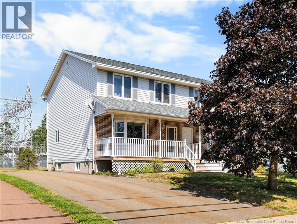 21 Rennick Road, Moncton, New Brunswick  E1G 2G8 - Photo 3 - NB125949