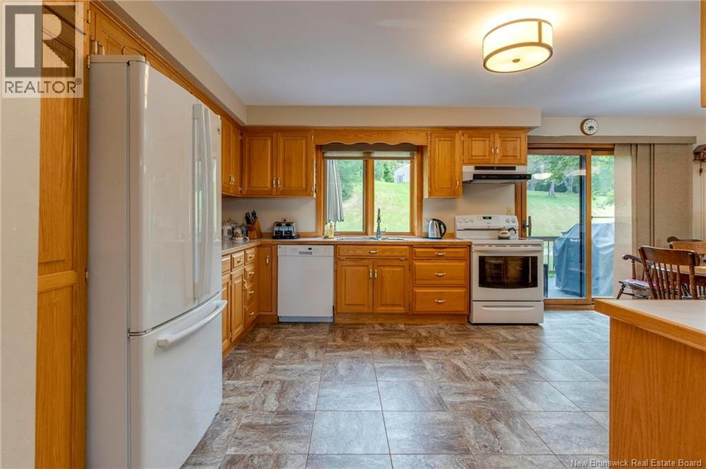 4010 Route 102, Lower Kingsclear, New Brunswick  E3E 1H2 - Photo 13 - NB125934