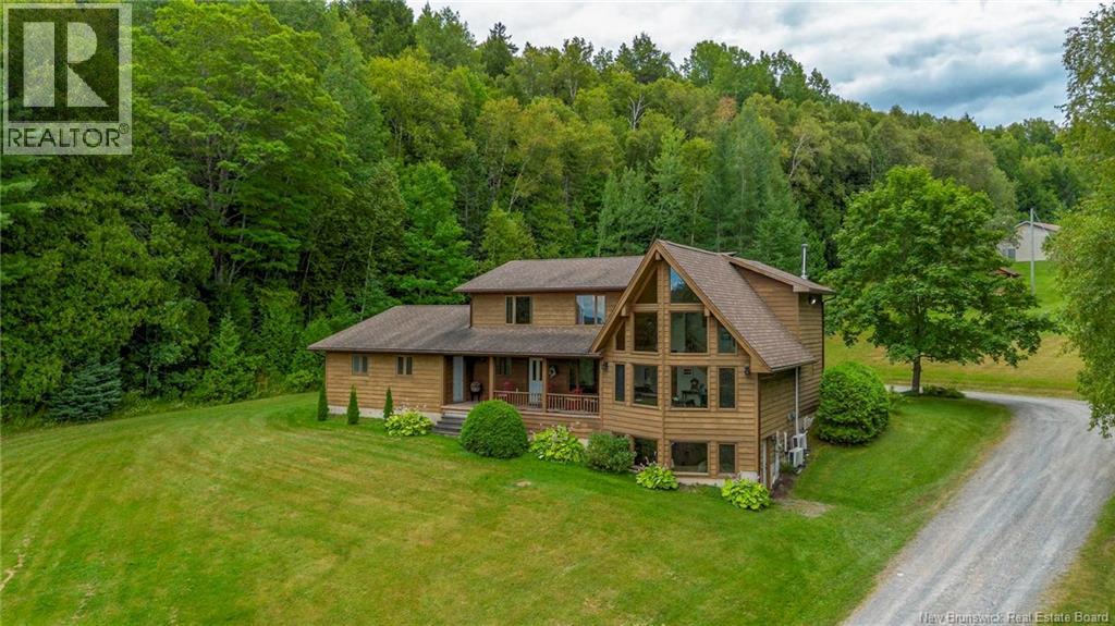 4010 Route 102, Lower Kingsclear, New Brunswick  E3E 1H2 - Photo 2 - NB125934