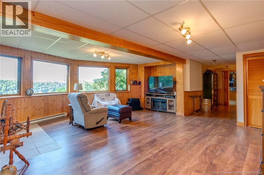 4010 Route 102, Lower Kingsclear, New Brunswick  E3E 1H2 - Photo 30 - NB125934