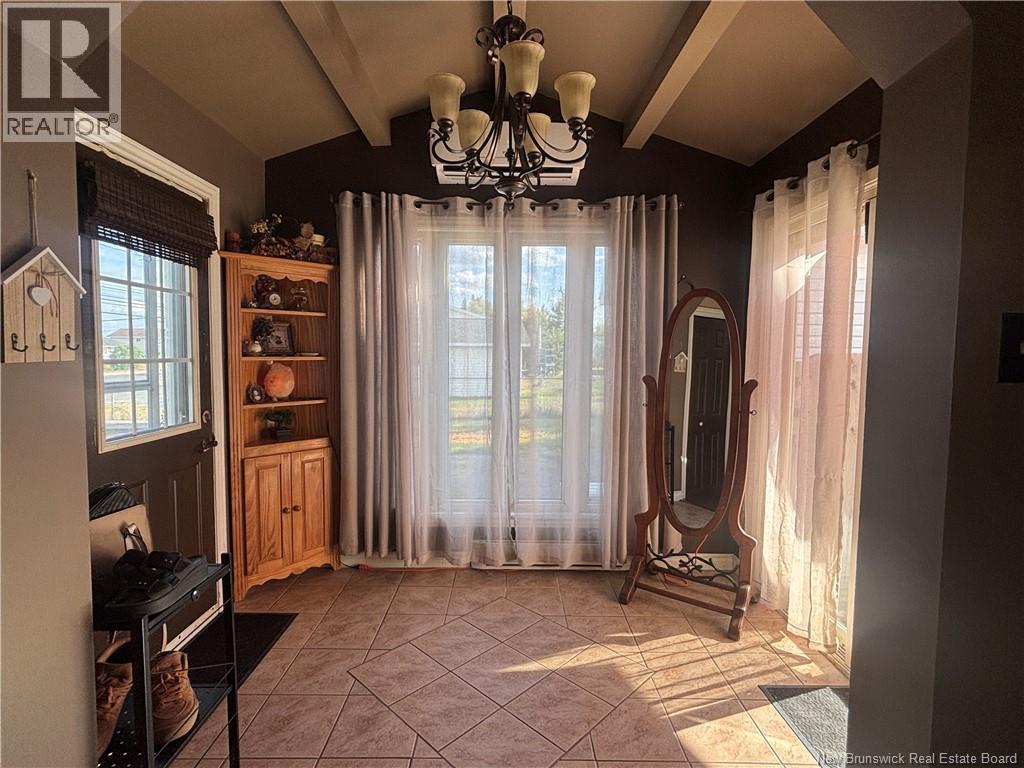 676 Rue Principale, Beresford, New Brunswick  E8K 2Y1 - Photo 31 - NB126011