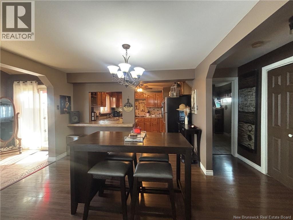 676 Rue Principale, Beresford, New Brunswick  E8K 2Y1 - Photo 36 - NB126011