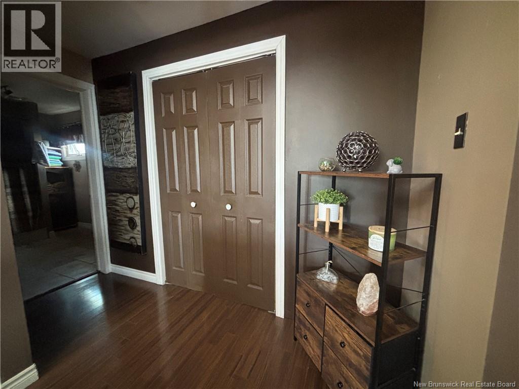 676 Rue Principale, Beresford, New Brunswick  E8K 2Y1 - Photo 37 - NB126011