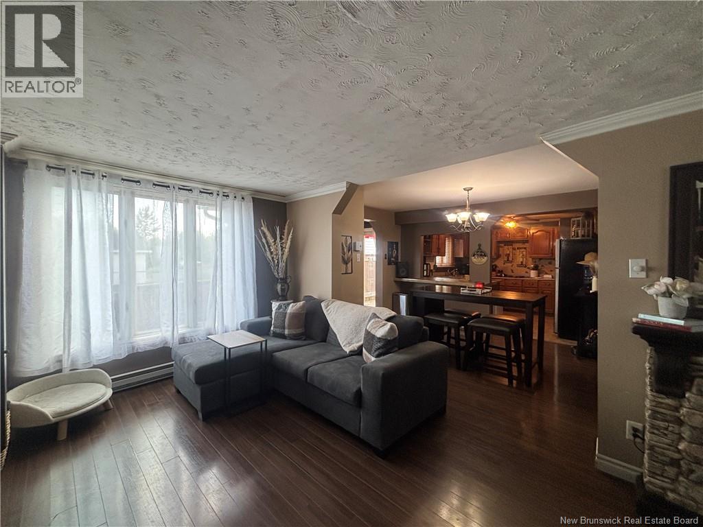676 Rue Principale, Beresford, New Brunswick  E8K 2Y1 - Photo 42 - NB126011