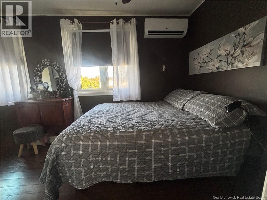 676 Rue Principale, Beresford, New Brunswick  E8K 2Y1 - Photo 43 - NB126011