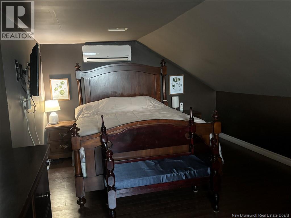 676 Rue Principale, Beresford, New Brunswick  E8K 2Y1 - Photo 48 - NB126011