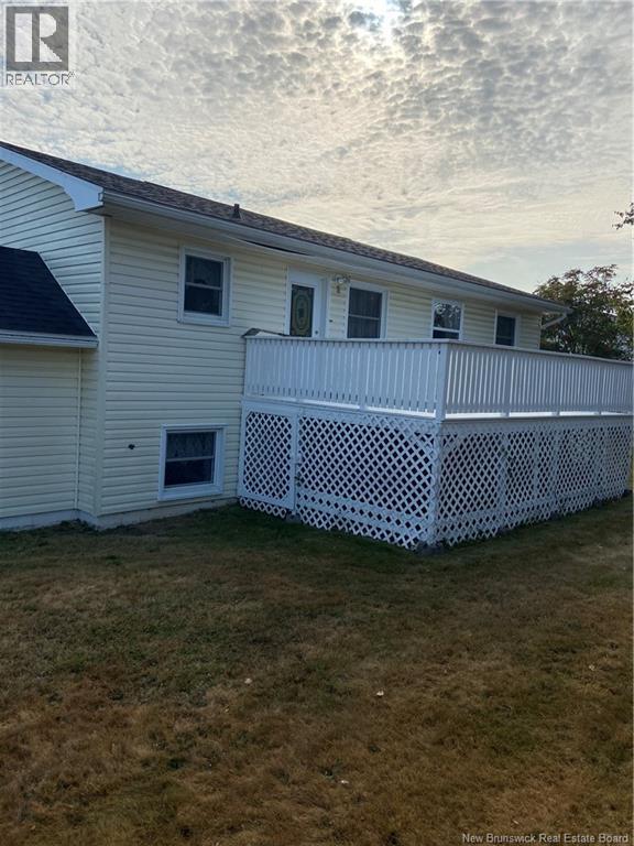 17 Kiwanis Court, Saint John, New Brunswick E2K 4L3 - Photo 2 - NB125863