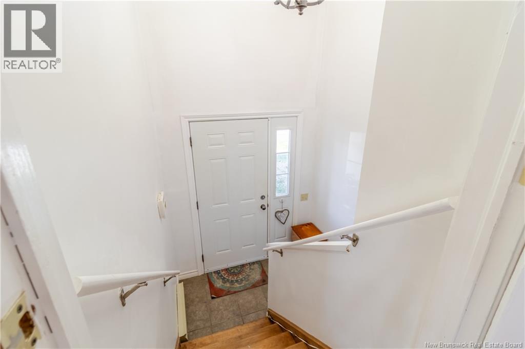 98 Mcadam Avenue, Fredericton, New Brunswick  E3A 1G4 - Photo 3 - NB125919