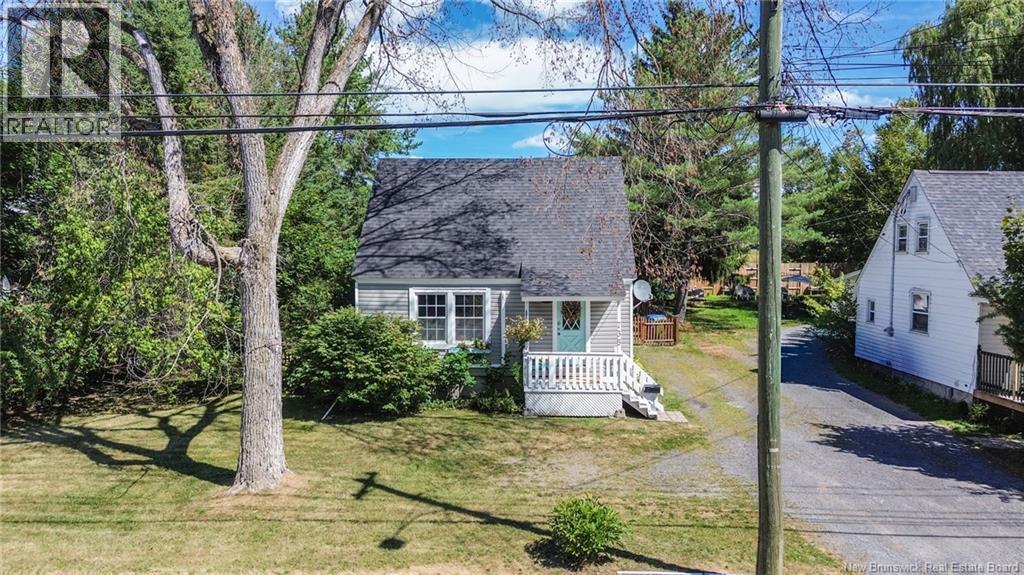735 Maclaren Avenue, Fredericton, New Brunswick  E3A 3L4 - Photo 2 - NB125758