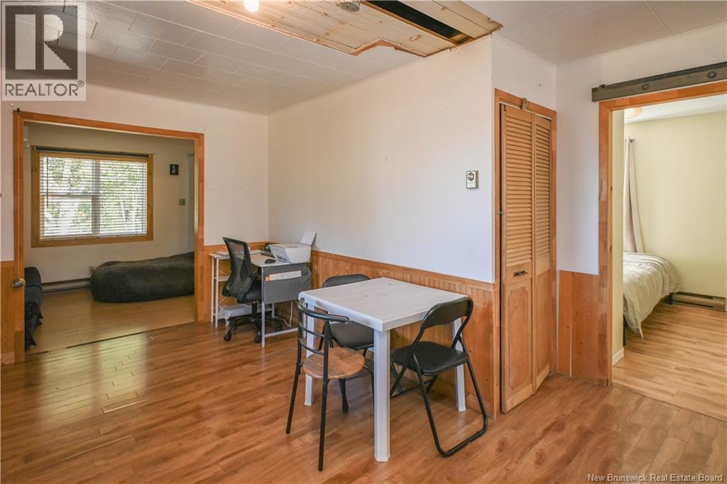 336 Saint-Pierre O. Boulevard, Caraquet, New Brunswick  E1W 1A3 - Photo 15 - NB126054