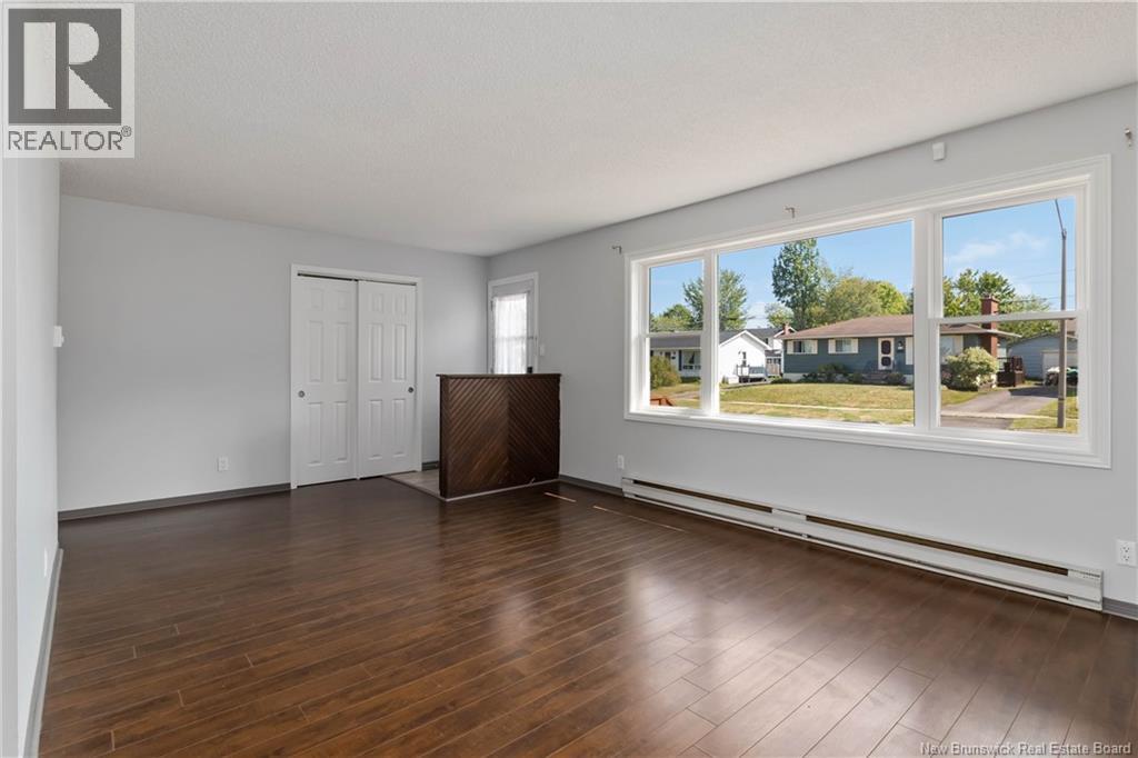 21 Teesdale Street, Moncton, New Brunswick  E1A 5K6 - Photo 4 - NB125887