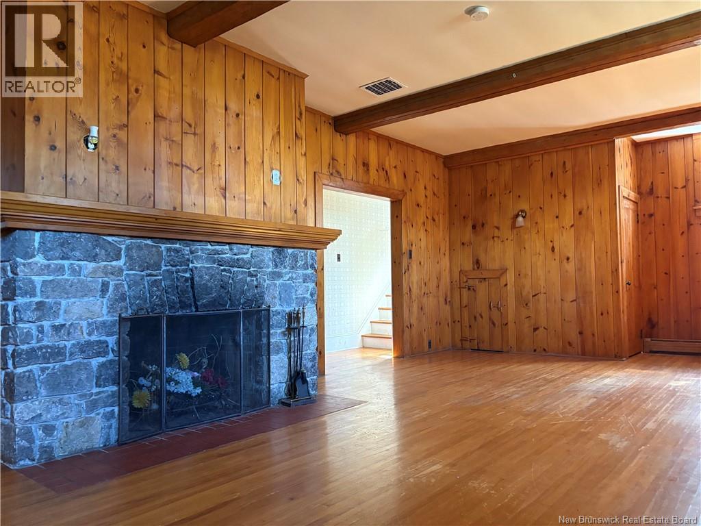 775 Murray Avenue, Bathurst, New Brunswick  E2A 1V3 - Photo 23 - NB126065