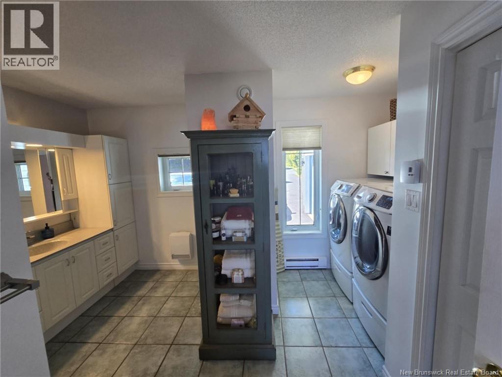 623 Baie Street, Beresford, New Brunswick  E8K 1X3 - Photo 31 - NB126081