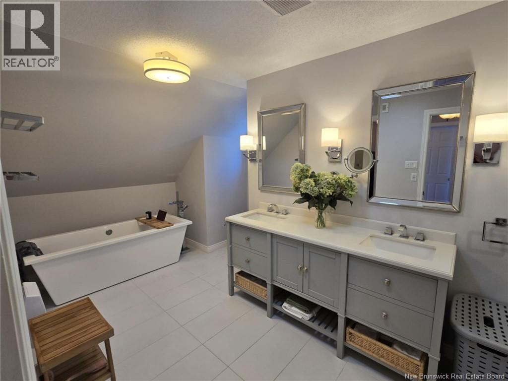 623 Baie Street, Beresford, New Brunswick  E8K 1X3 - Photo 36 - NB126081