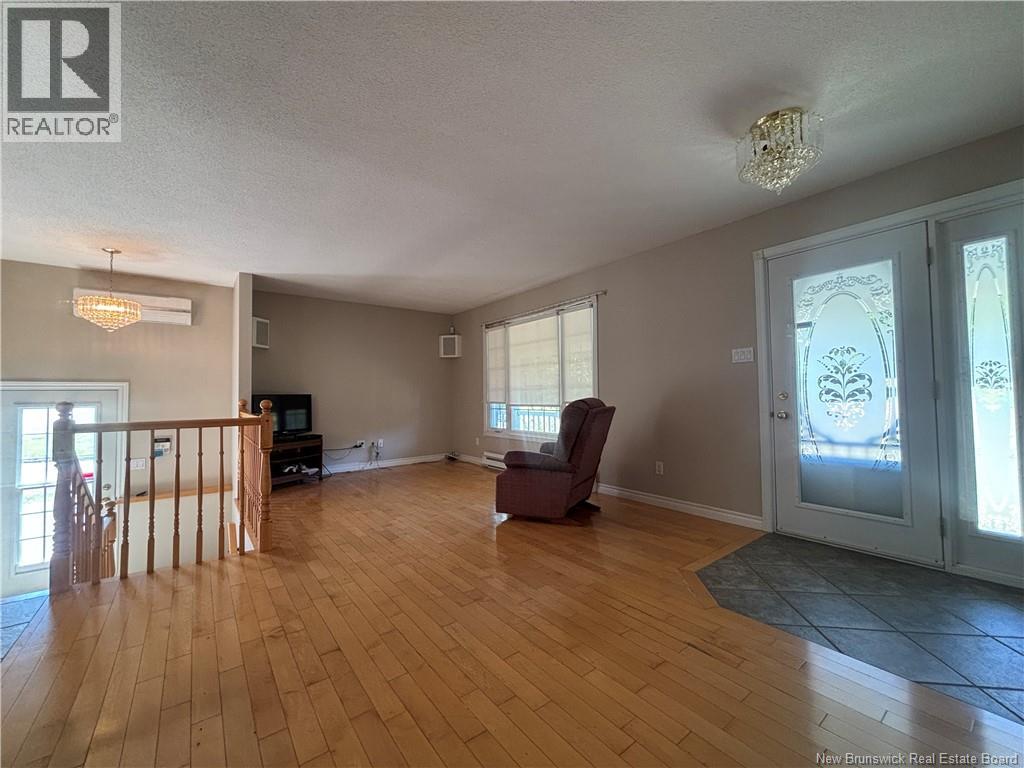 1610 St Peter Avenue, Bathurst, New Brunswick  E2A 3B1 - Photo 17 - NB126084