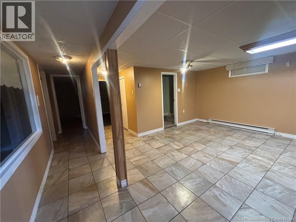 1610 St Peter Avenue, Bathurst, New Brunswick  E2A 3B1 - Photo 28 - NB126084