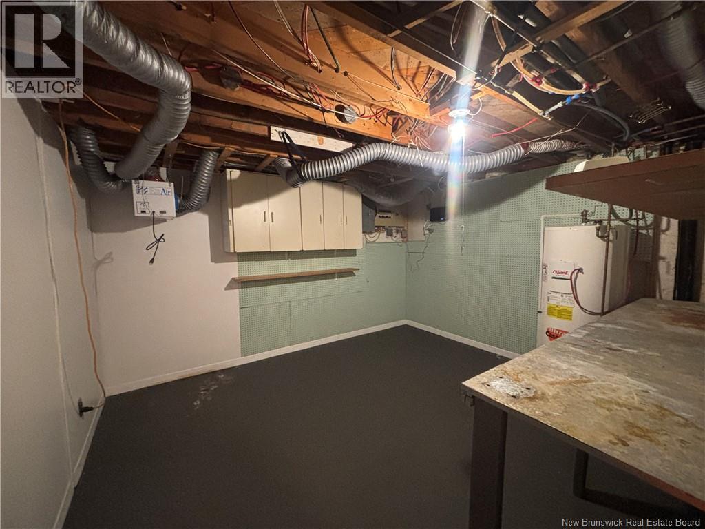 1610 St Peter Avenue, Bathurst, New Brunswick  E2A 3B1 - Photo 37 - NB126084