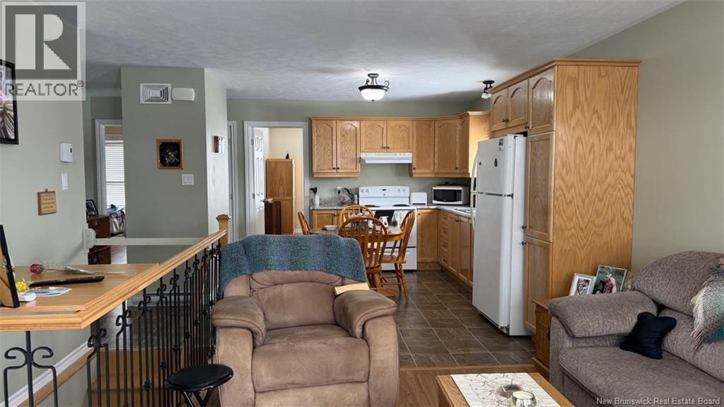 277 St-George Street, Grand-Sault/grand Falls, New Brunswick  E3Y 1C4 - Photo 4 - NB115322