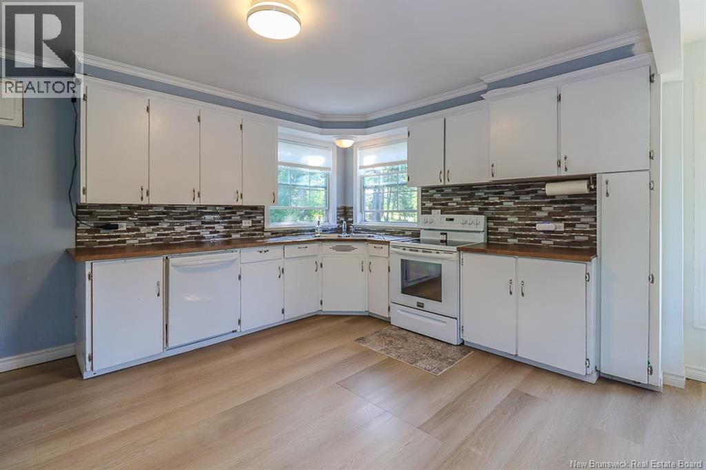 76 Inglewood Drive, Grand Bay-Westfield, New Brunswick  E5K 2E2 - Photo 12 - NB126095