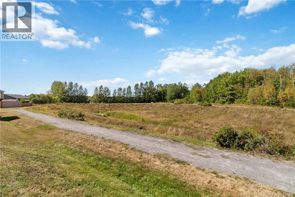 82 Belle Foret, Dieppe, New Brunswick E1A 7M7 - Photo 47 - NB124111