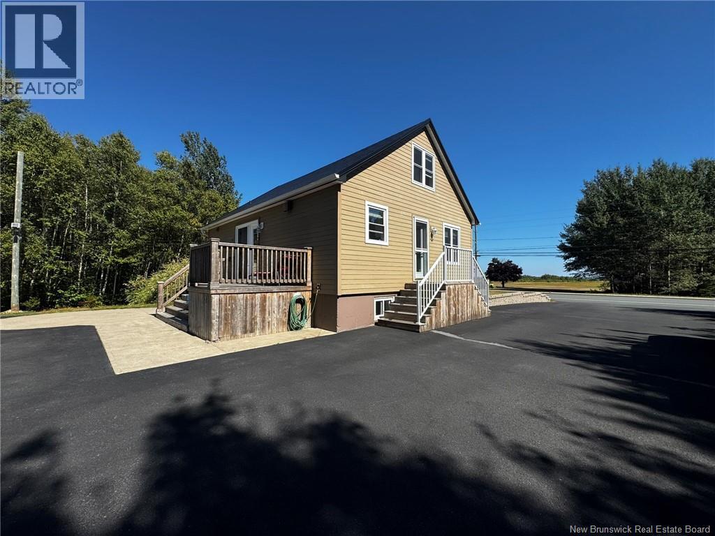 1015 Principale Street, Neguac, New Brunswick  E9G 4K3 - Photo 3 - NB126129