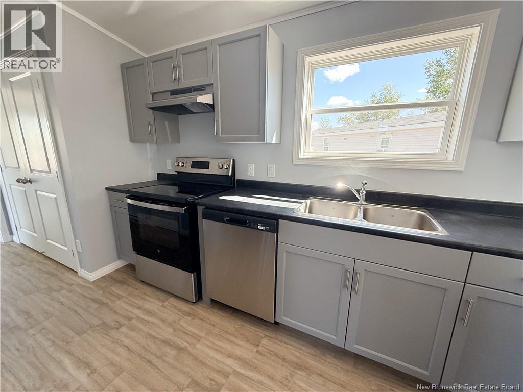 24 Brook Street, Sussex Corner, New Brunswick  E4E 3X3 - Photo 5 - NB126080