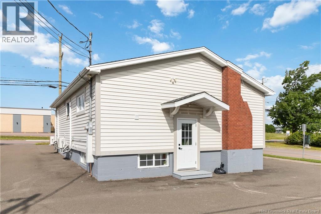 338 Kendra Street, Moncton, New Brunswick  E1C 4K4 - Photo 2 - NB126173