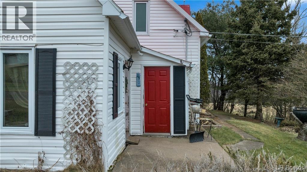 689 Carpenter Bald Hill Road, Wickham, New Brunswick  E5T 3W7 - Photo 3 - NB126217