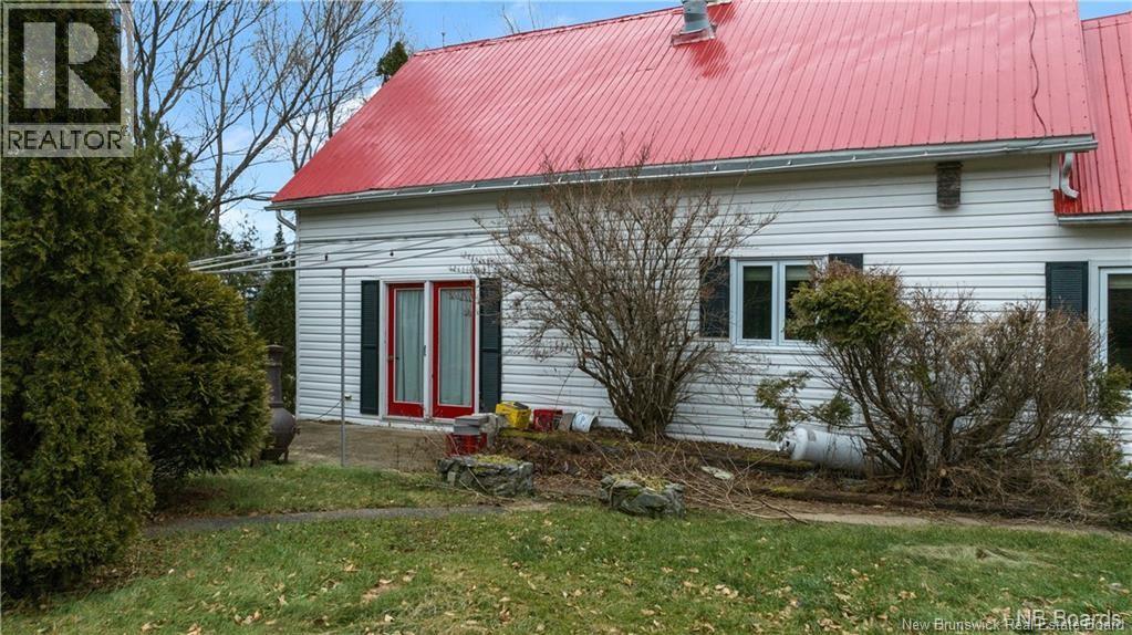 689 Carpenter Bald Hill Road, Wickham, New Brunswick  E5T 3W7 - Photo 5 - NB126215