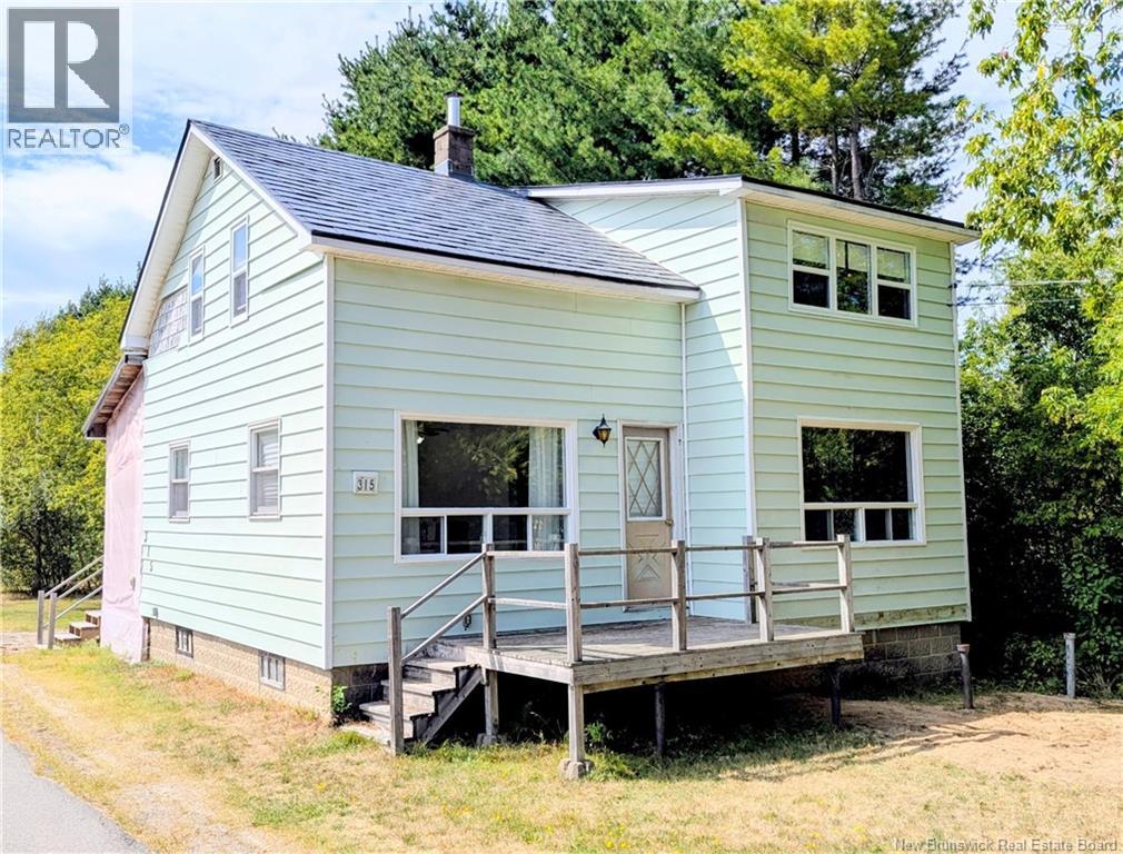 315 Spruce Street, Miramichi, New Brunswick  E1V 3E6 - Photo 1 - NB126168