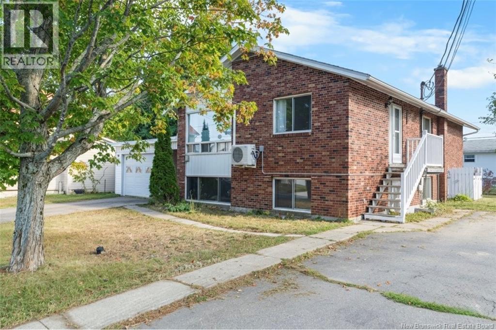 883 rue Landry, Bathurst, New Brunswick